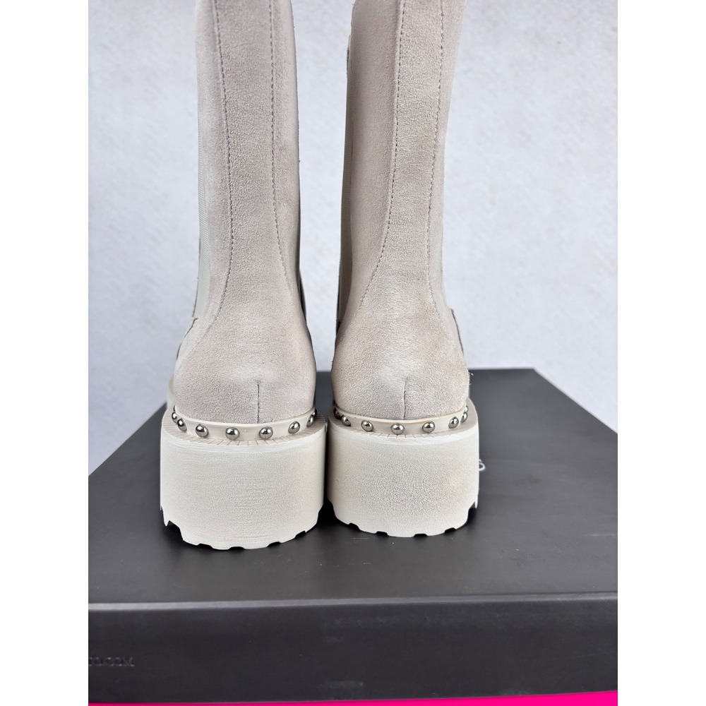 Vince Camuto Meendey Milky White Suede Studded Lug Sole Chelsea Boots Womens 9M - Picture 4 of 6